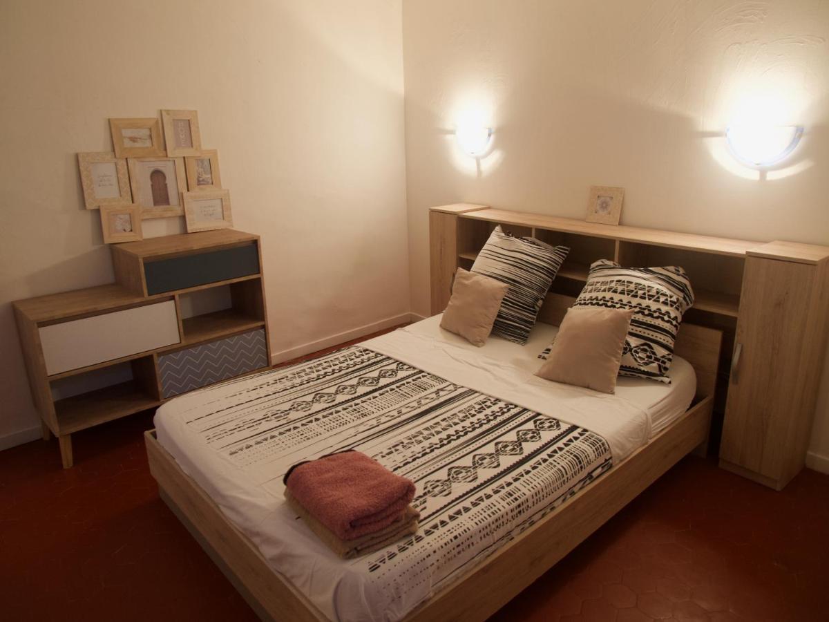 Appart T3 au coeur de Gréoux-les-Bains Extérieur photo