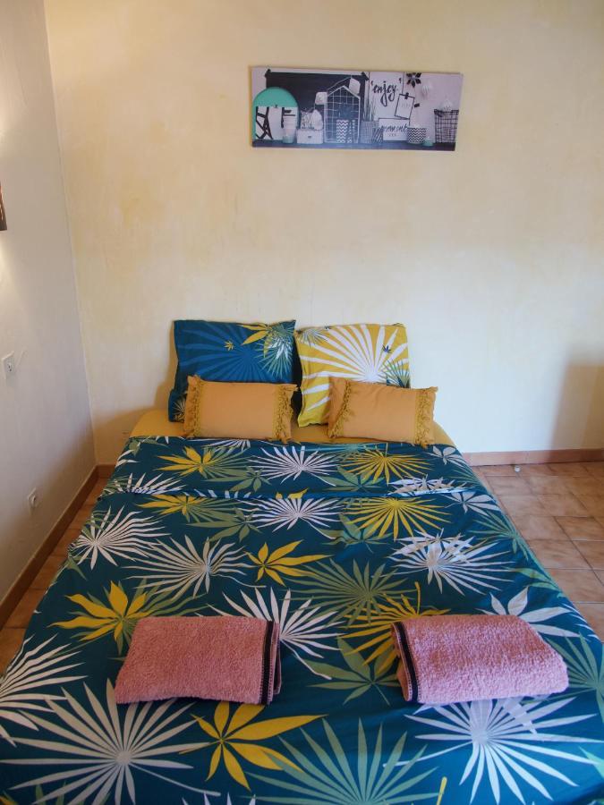 Appart T3 au coeur de Gréoux-les-Bains Extérieur photo